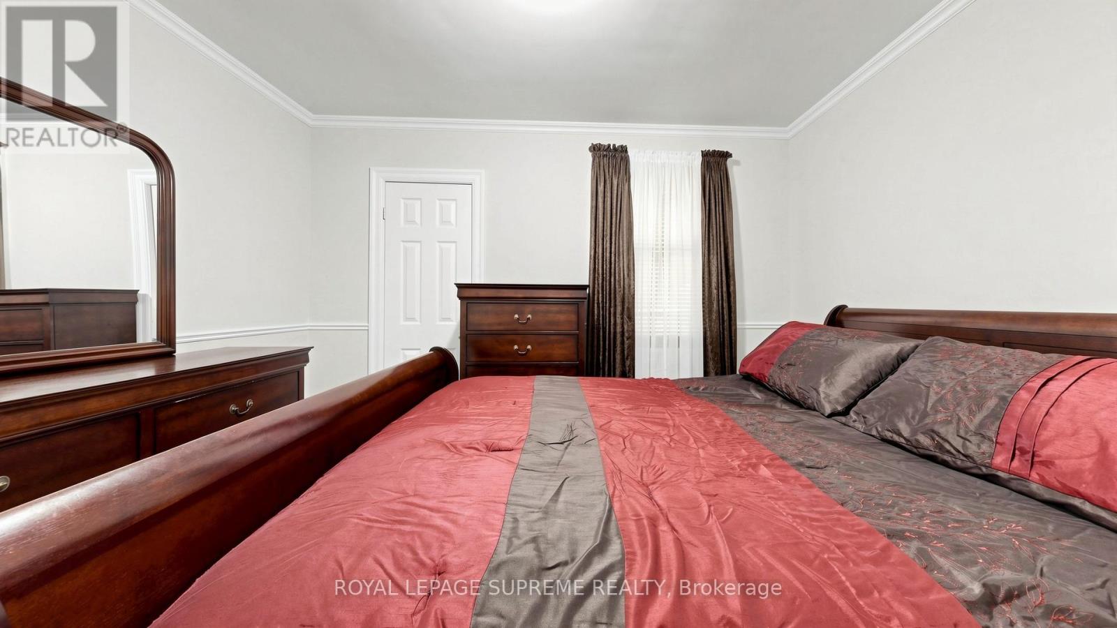 610 MCROBERTS AVENUE - 22