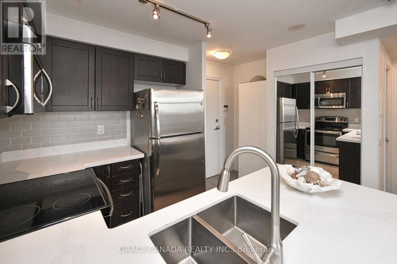 #508 1940 IRONSTONE DRIVE - 18