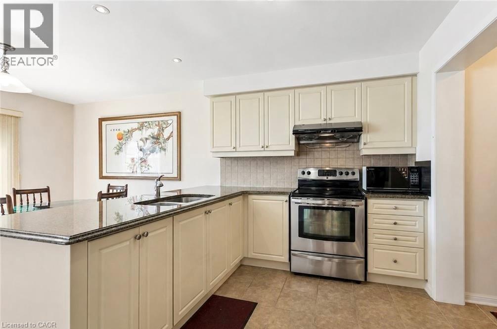 10 KLEMSCOTT Road - 10