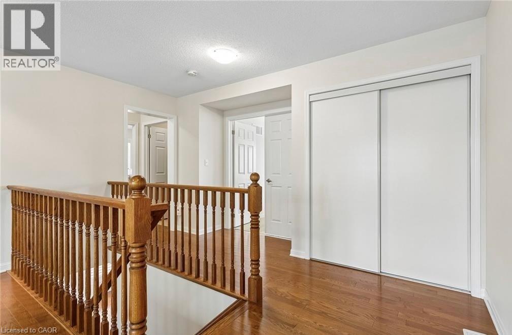 10 KLEMSCOTT Road - 12