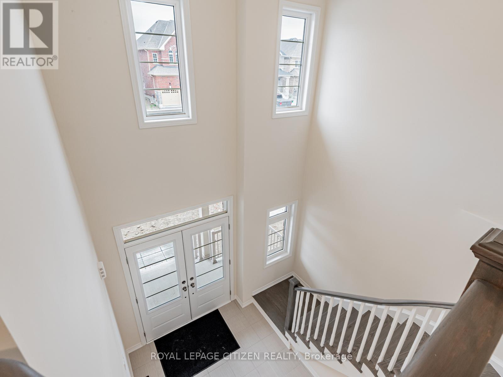 7 JEANNE PYNN AVENUE - 21