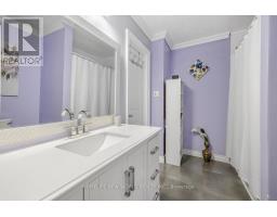 61 Poplar Crescent, Aurora, ON L4G3M4 Photo 17