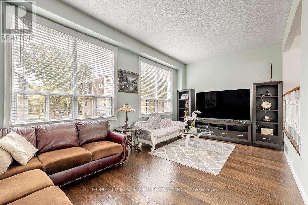 61 POPLAR CRESCENT - 5