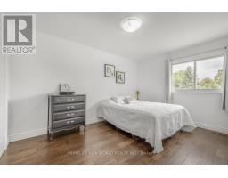 61 Poplar Crescent, Aurora, ON L4G3M4 Photo 14