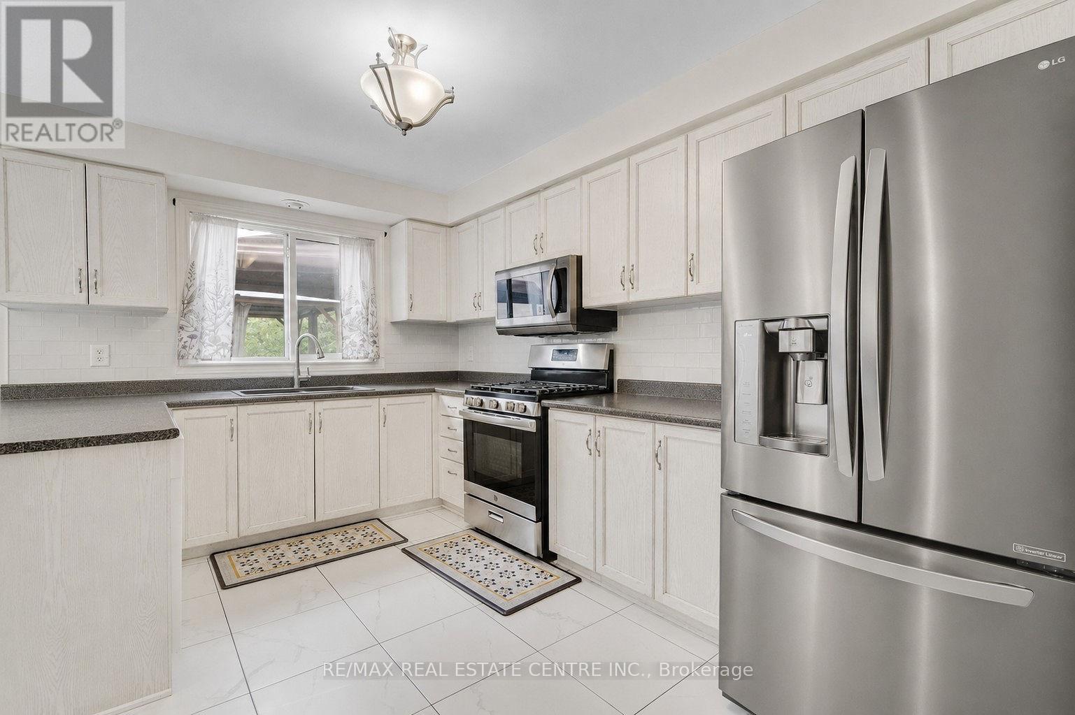 507 ROURKE PLACE - 18
