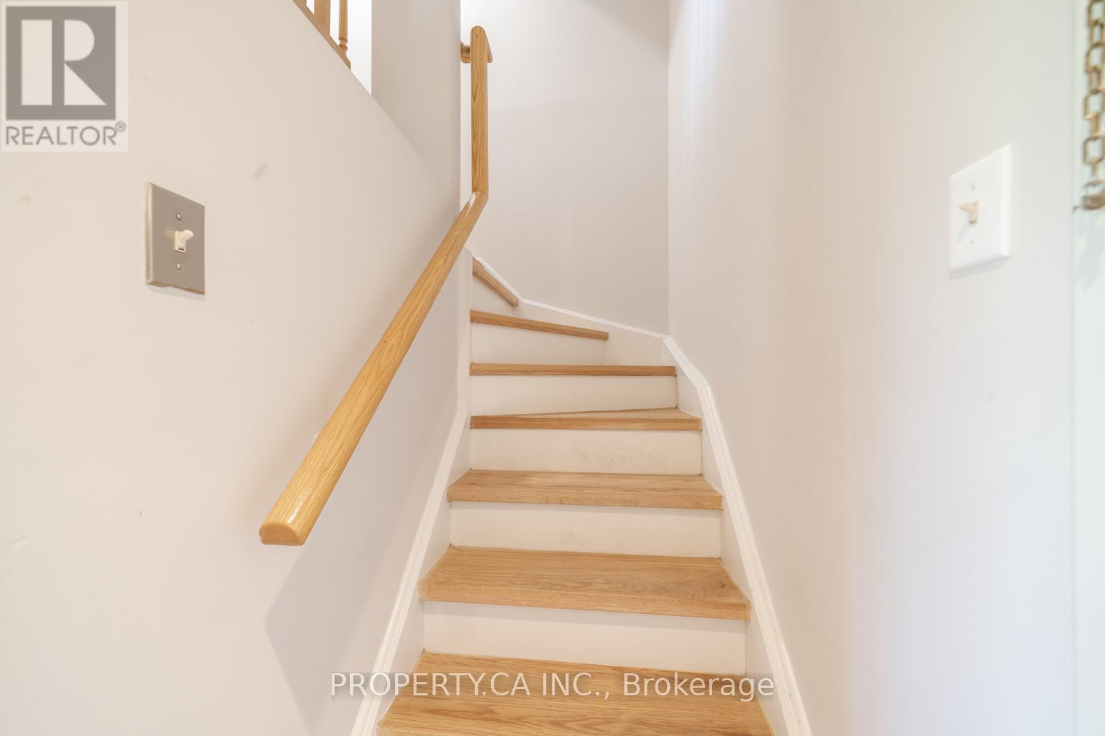 #A206 15 CORNELL MEADOWS AVENUE - 17