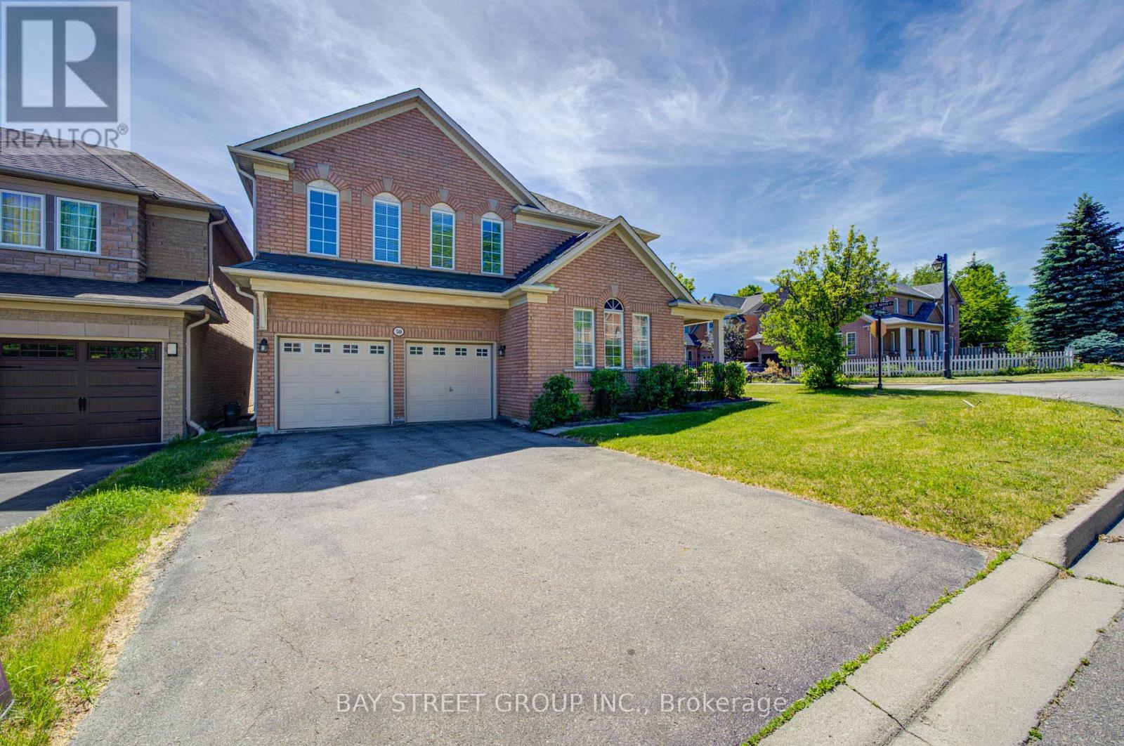 Listing photo of 50 GREENBANK DRIVE