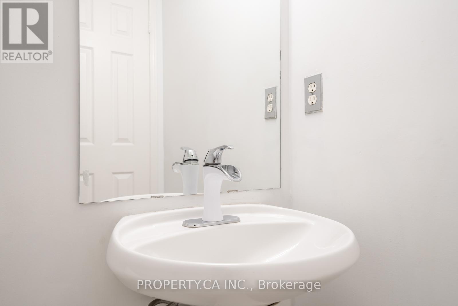 #A206 15 CORNELL MEADOWS AVENUE - 19