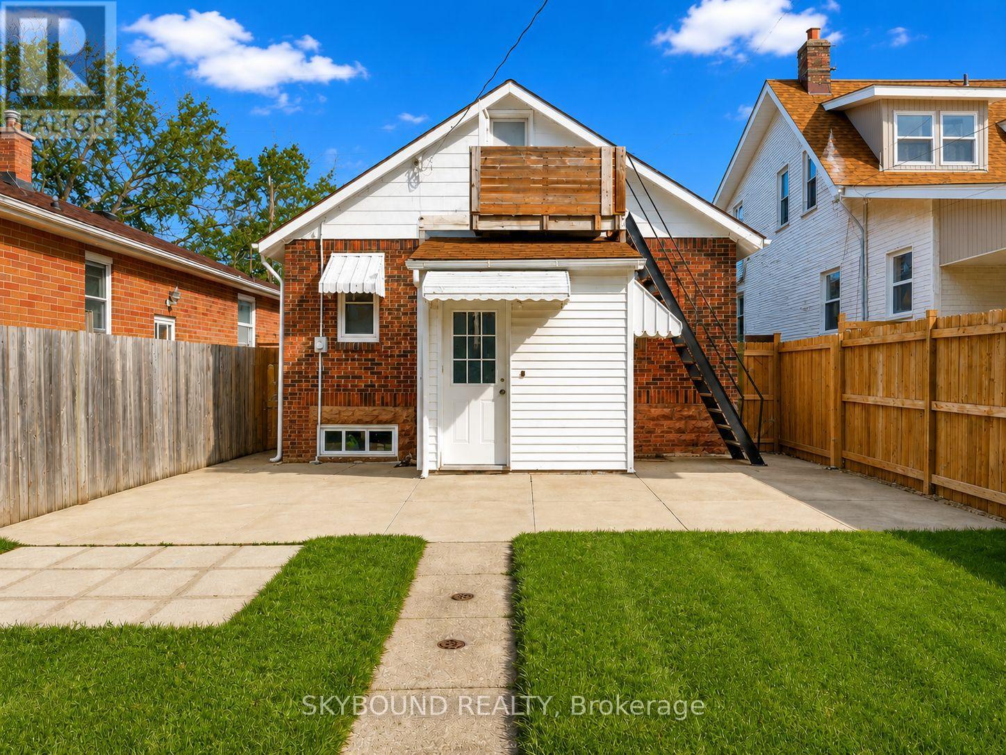 1723 LANGLOIS AVENUE - 19