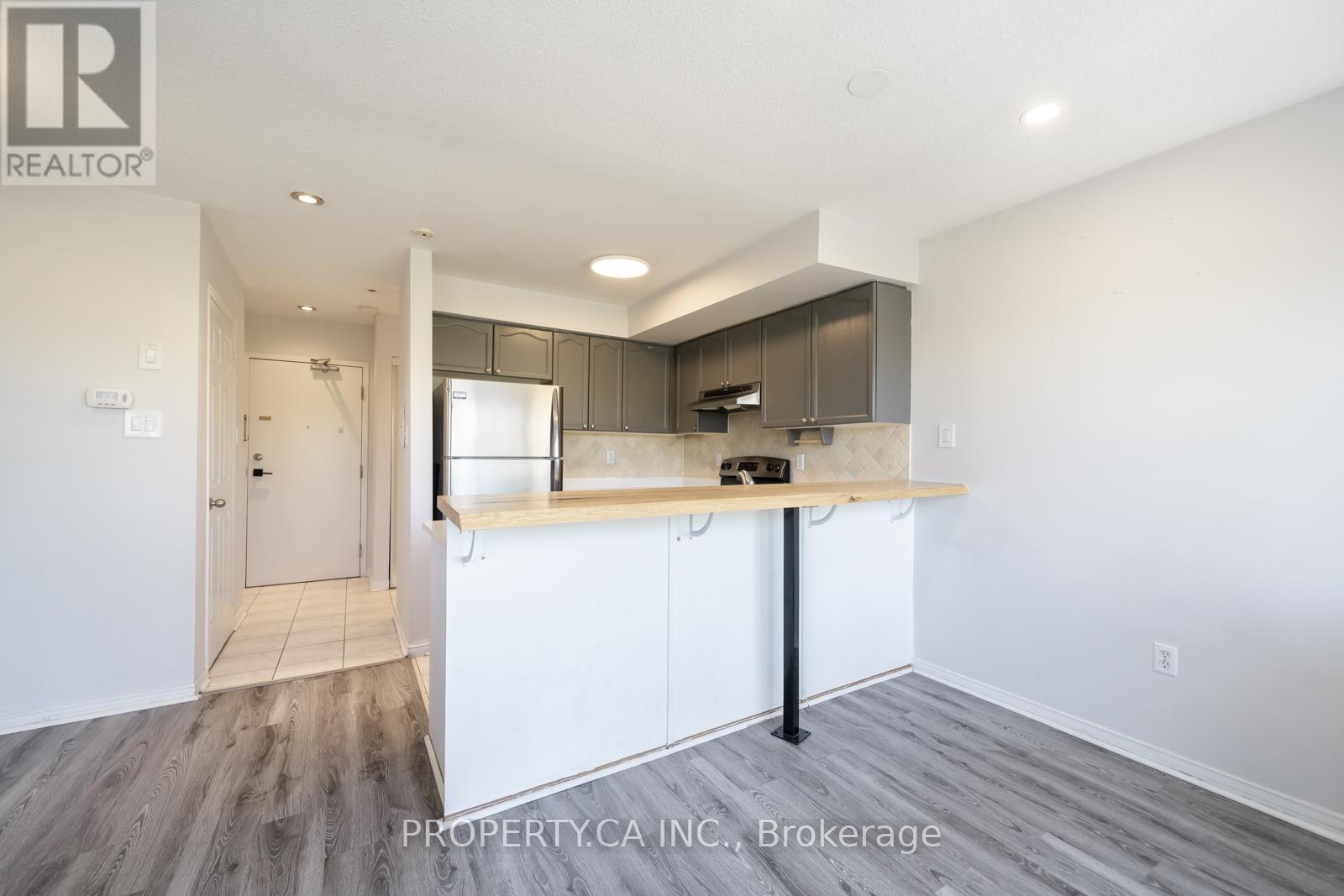 #A206 15 CORNELL MEADOWS AVENUE - 12