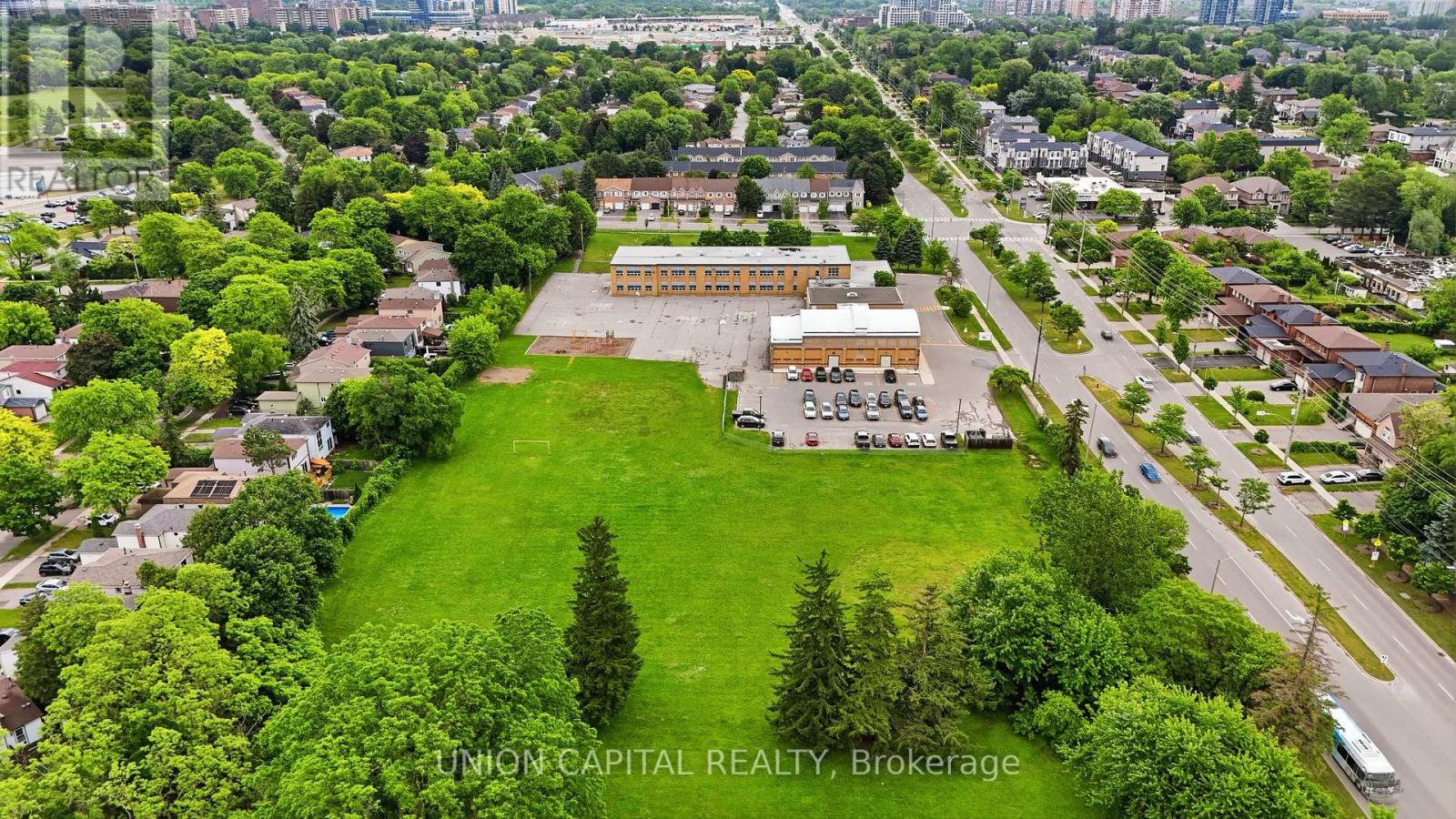 10 MYERS BOULEVARD - 47