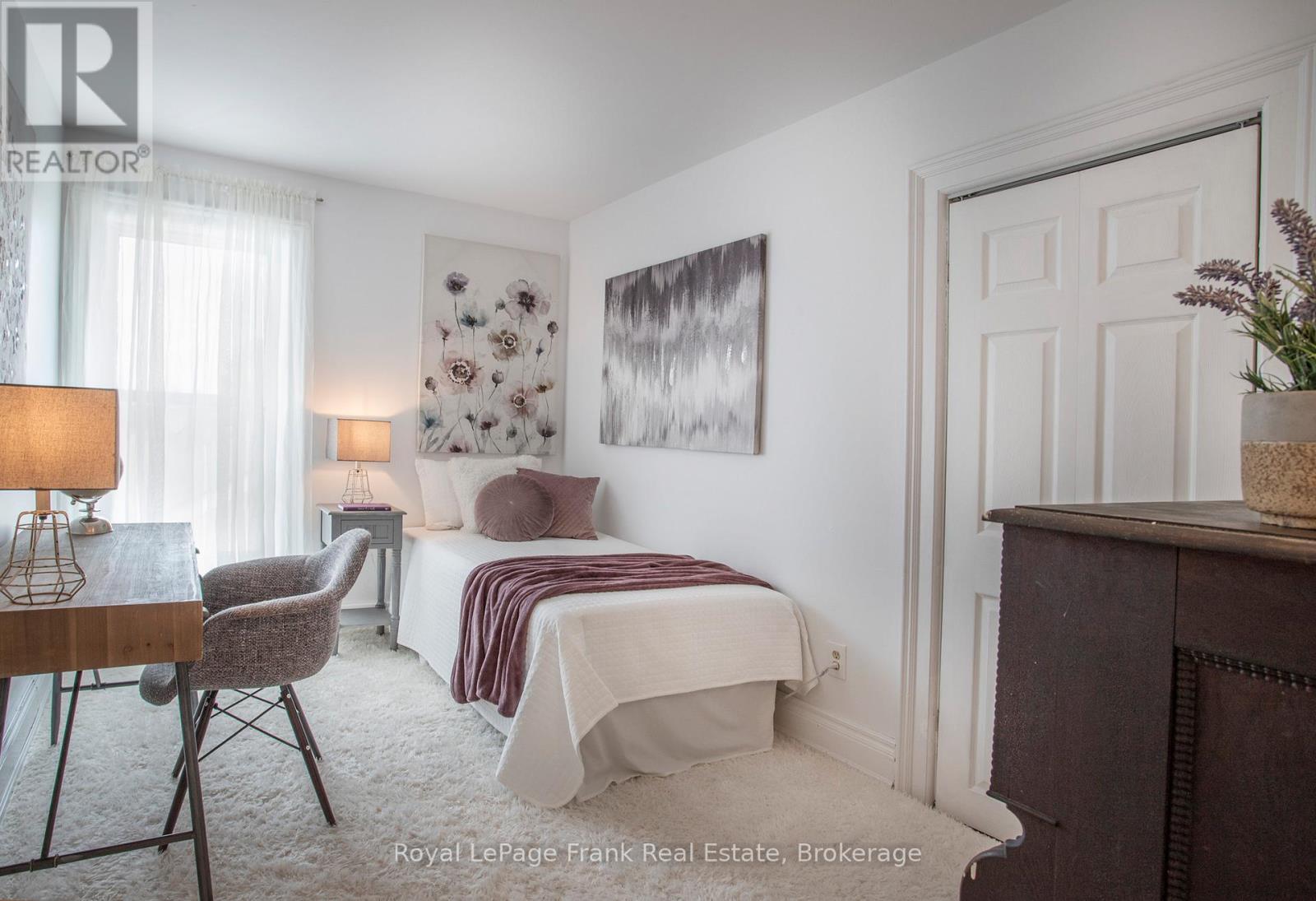 15578 SIMCOE STREET - 26