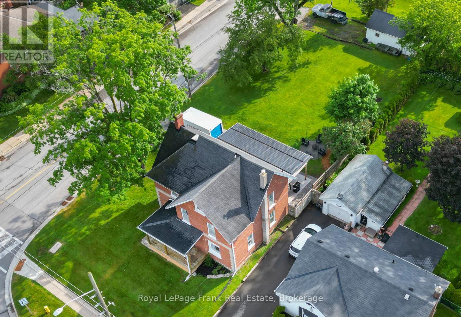15578 SIMCOE STREET - 3