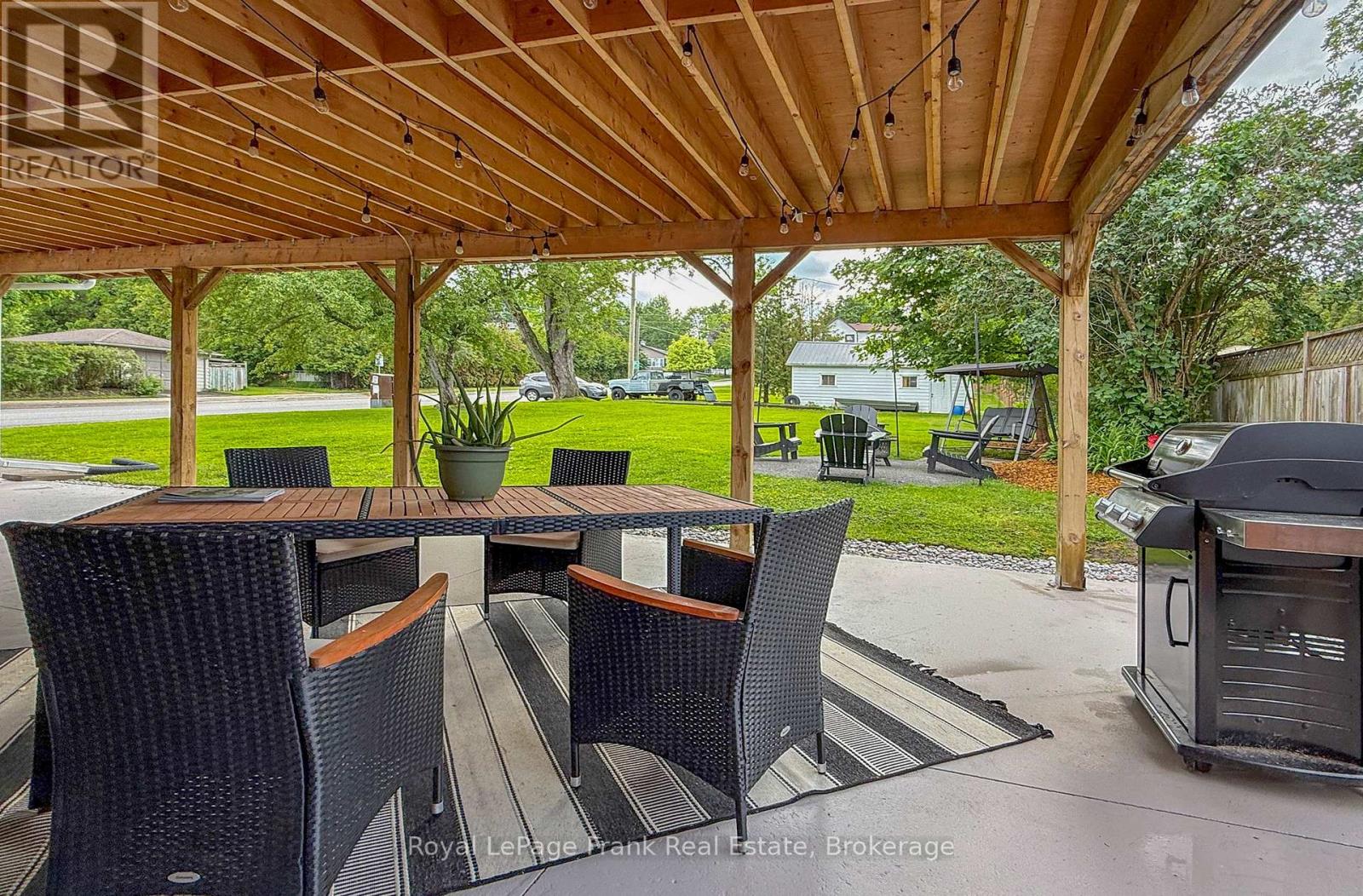 15578 SIMCOE STREET - 41