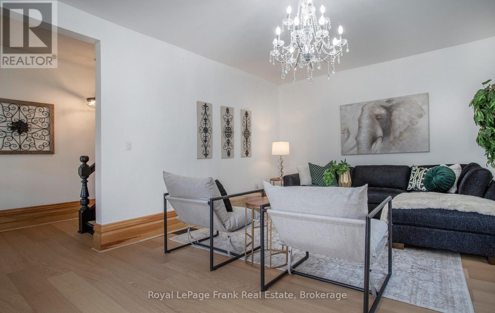 15578 SIMCOE STREET - 7
