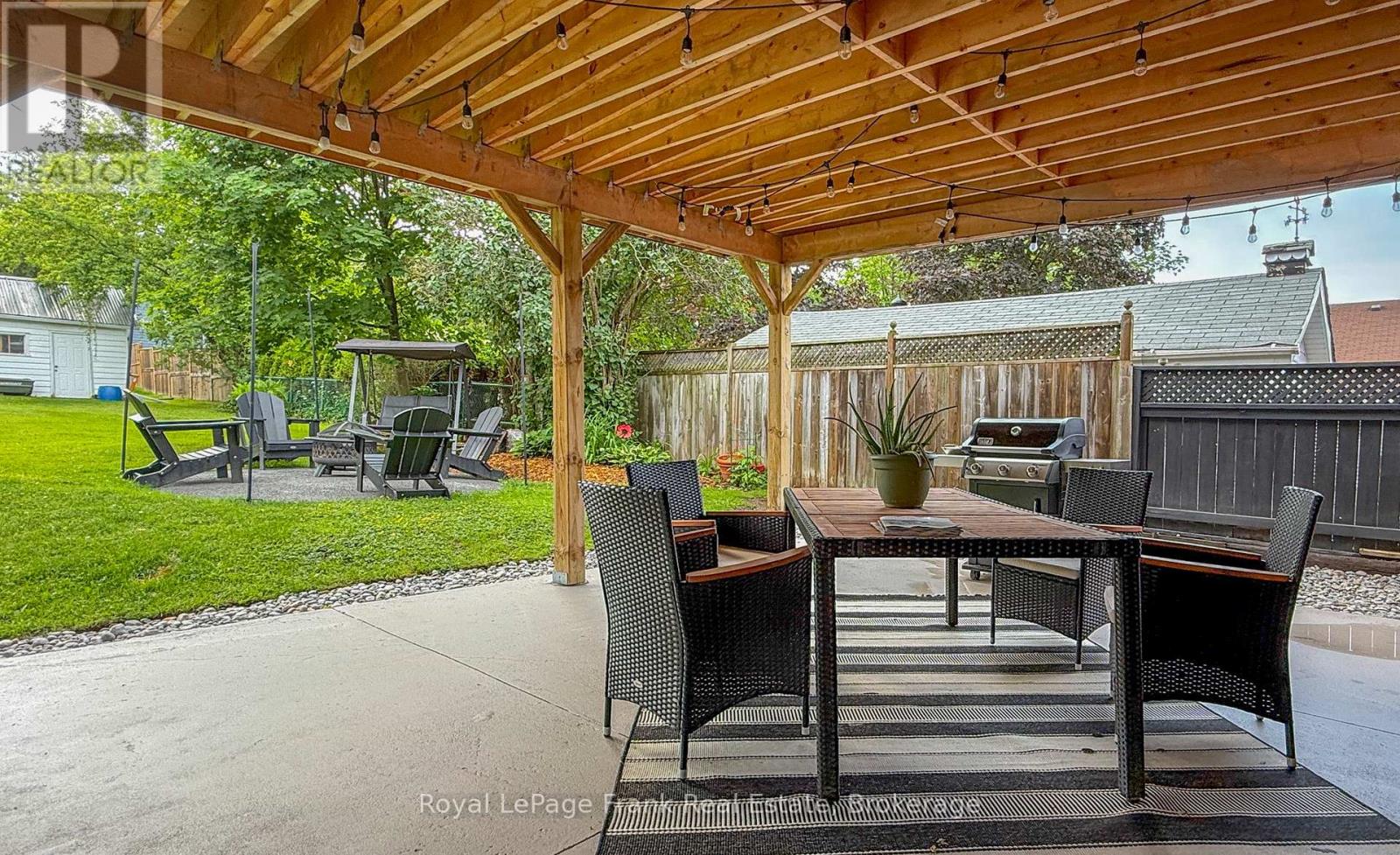 15578 SIMCOE STREET - 40