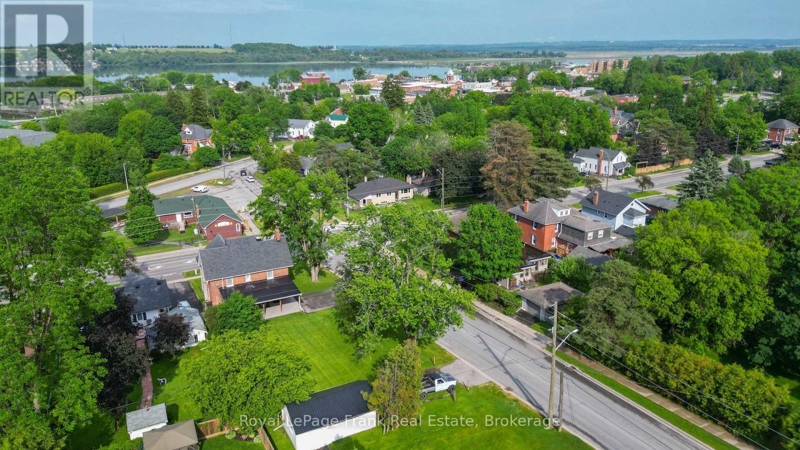 15578 SIMCOE STREET - 47
