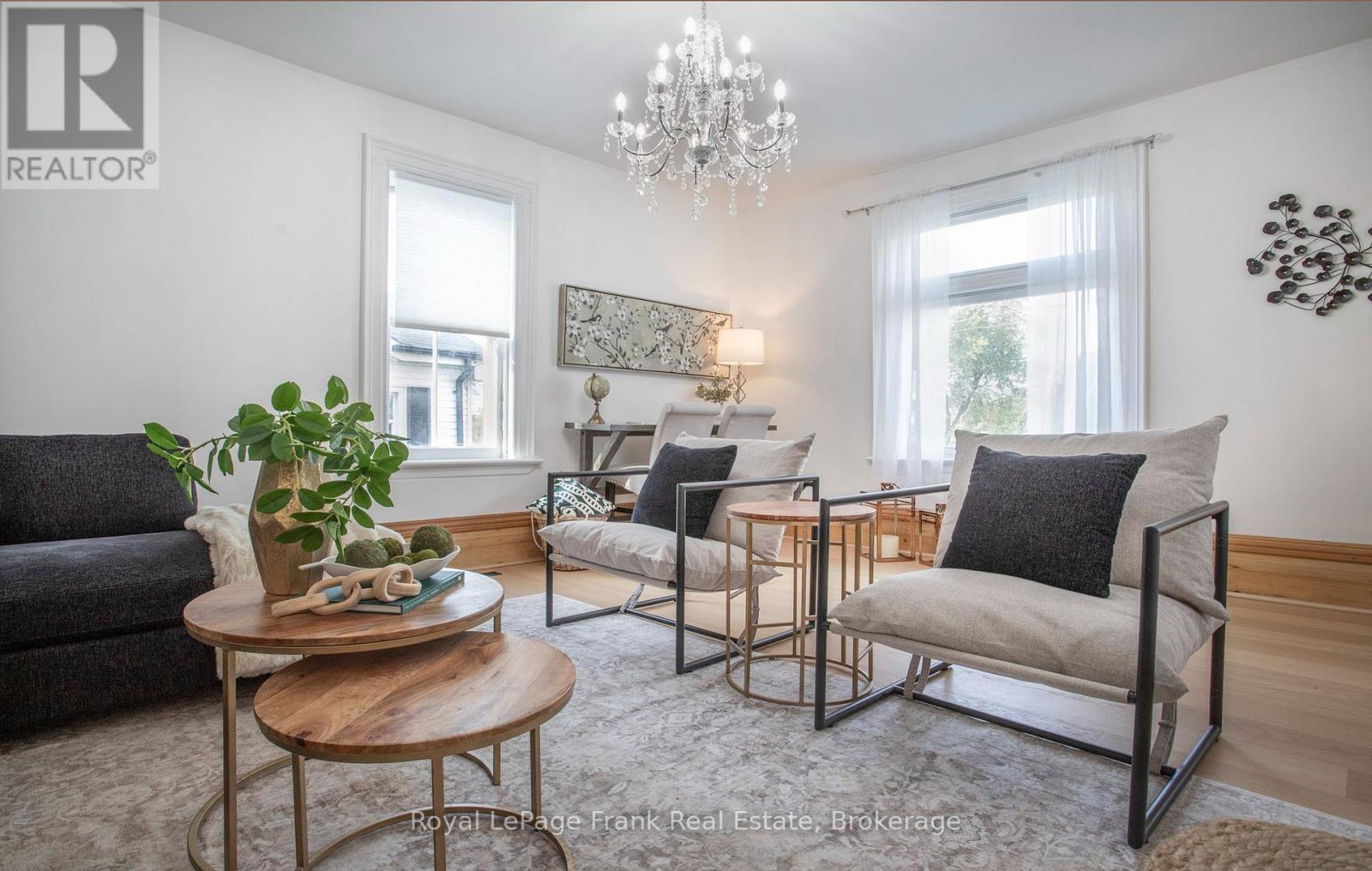 15578 SIMCOE STREET - 9