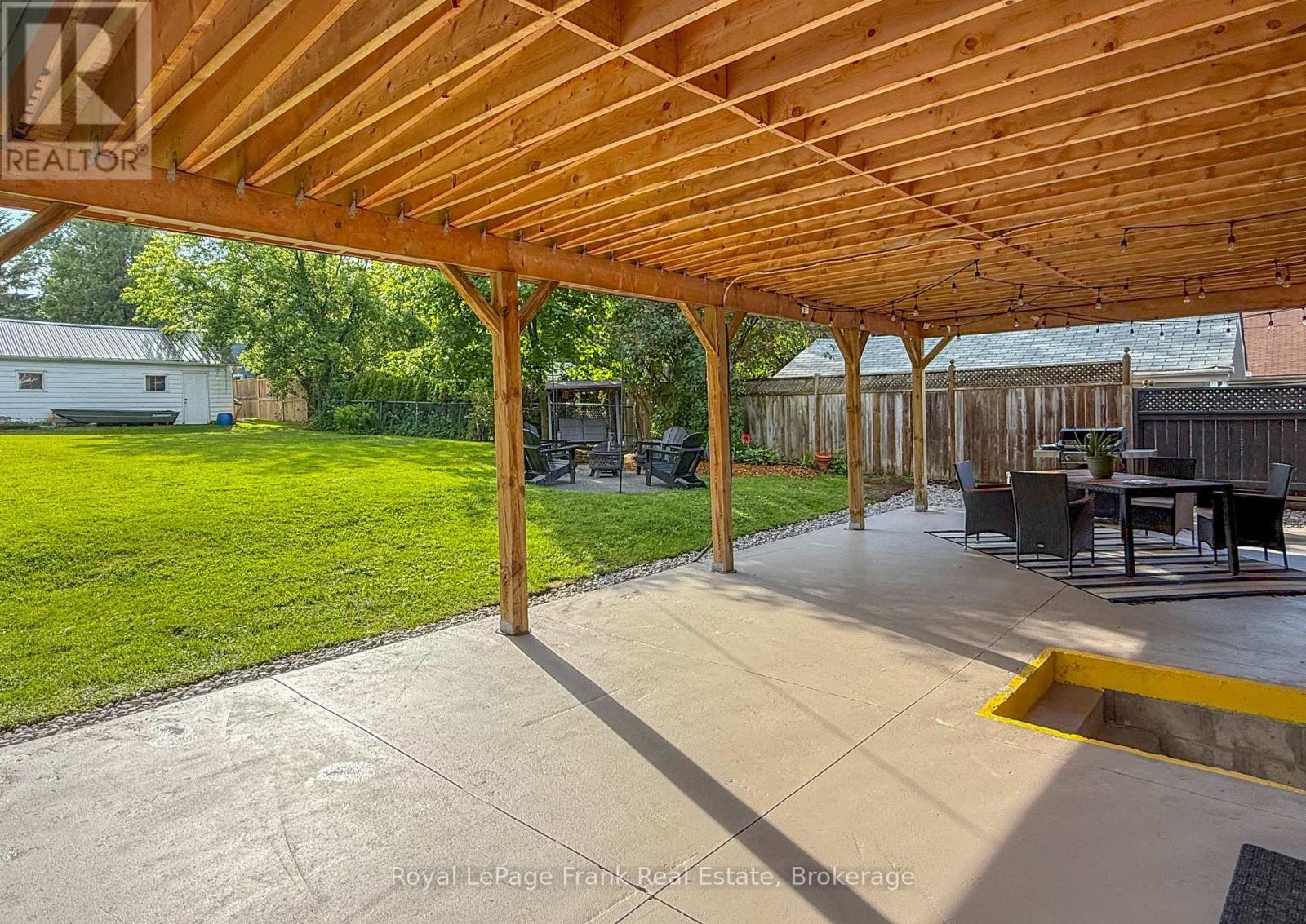 15578 SIMCOE STREET - 39