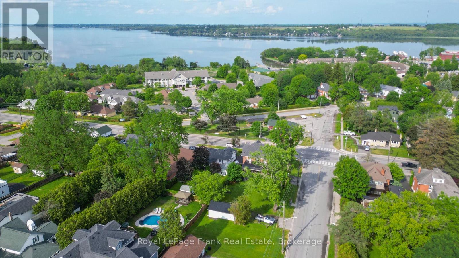 15578 SIMCOE STREET - 48