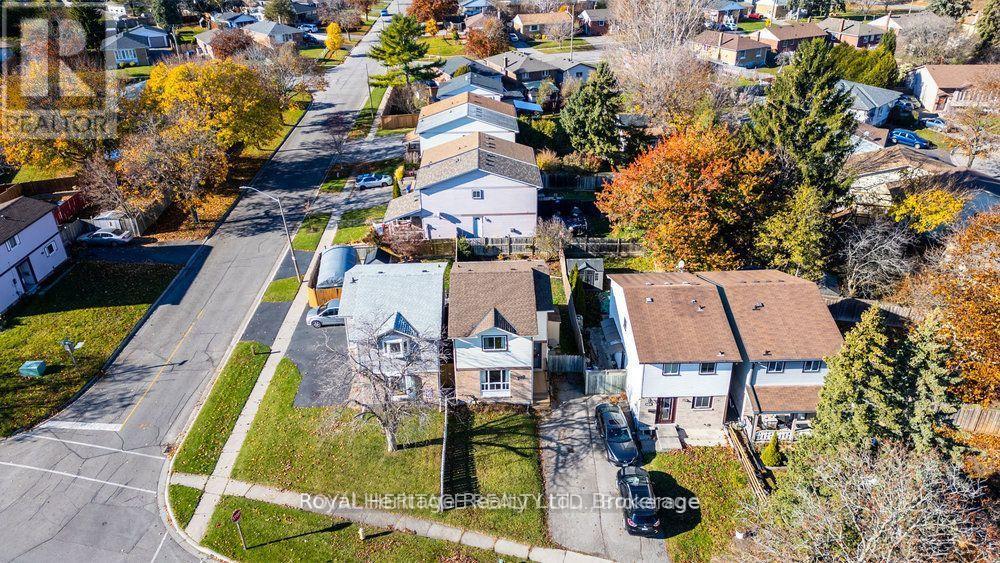 272 PHILLIP MURRAY AVENUE N - 38