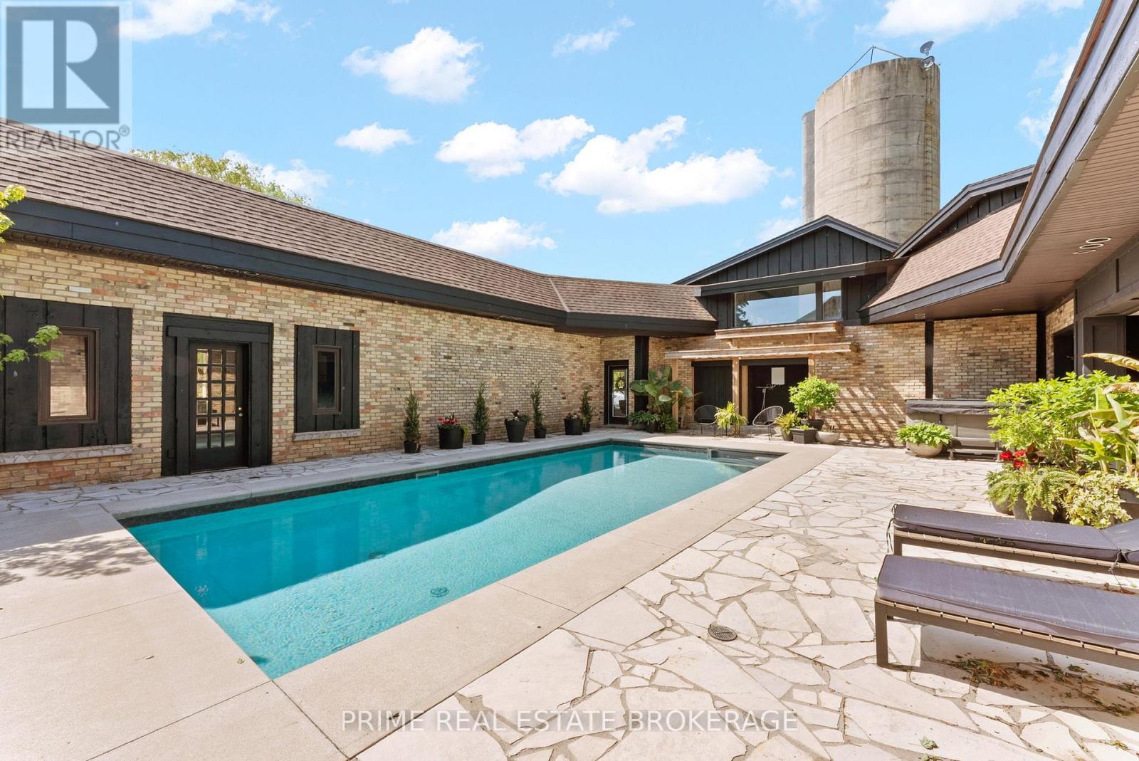 10096 CHARLTON DRIVE - 42