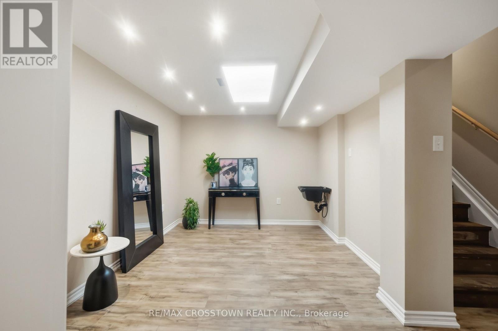 17 COUNSELLOR TERRACE - 31