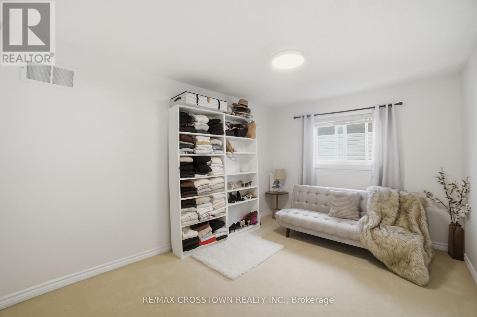 17 COUNSELLOR TERRACE - 23