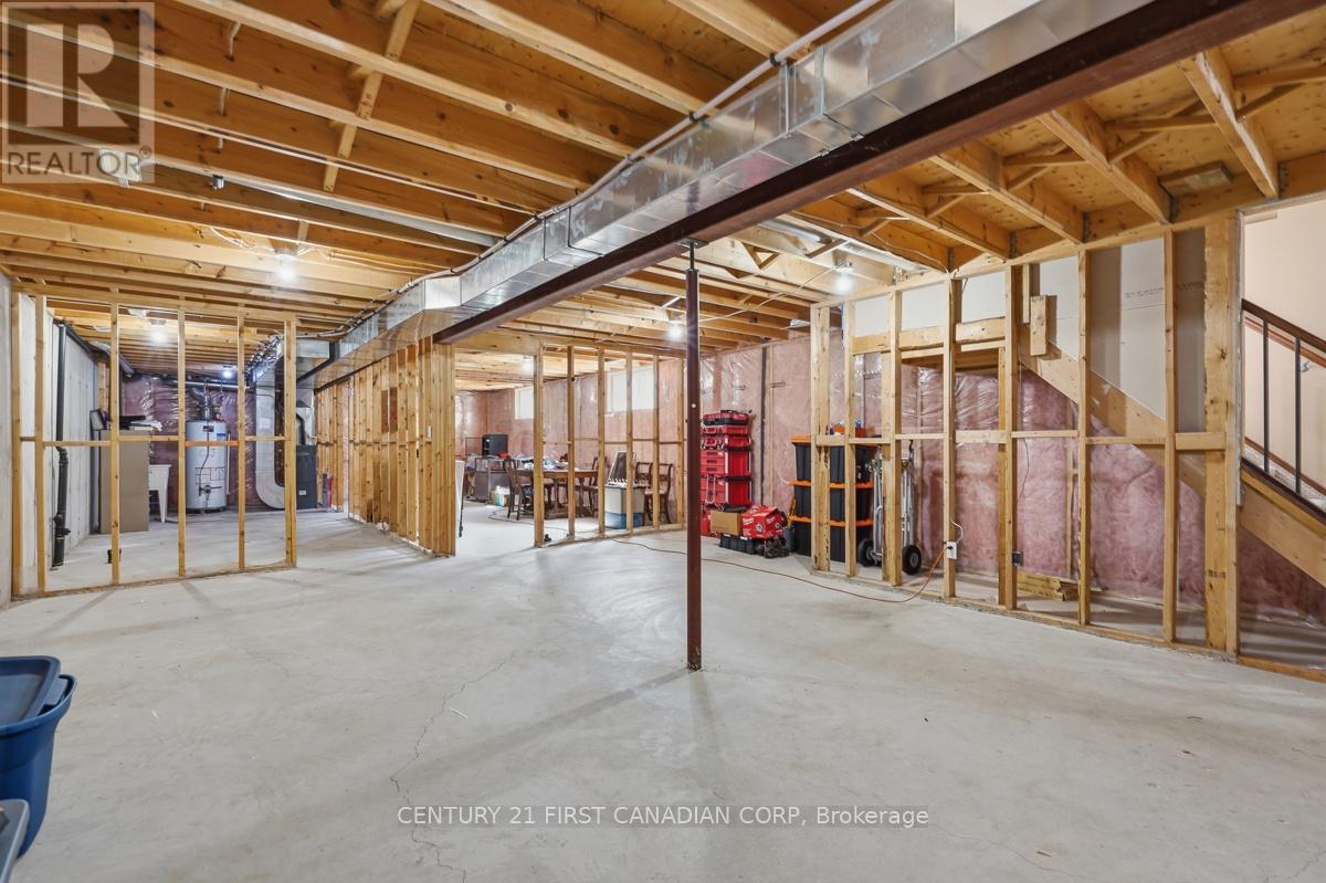 30 PEAR TREE AVENUE - 34