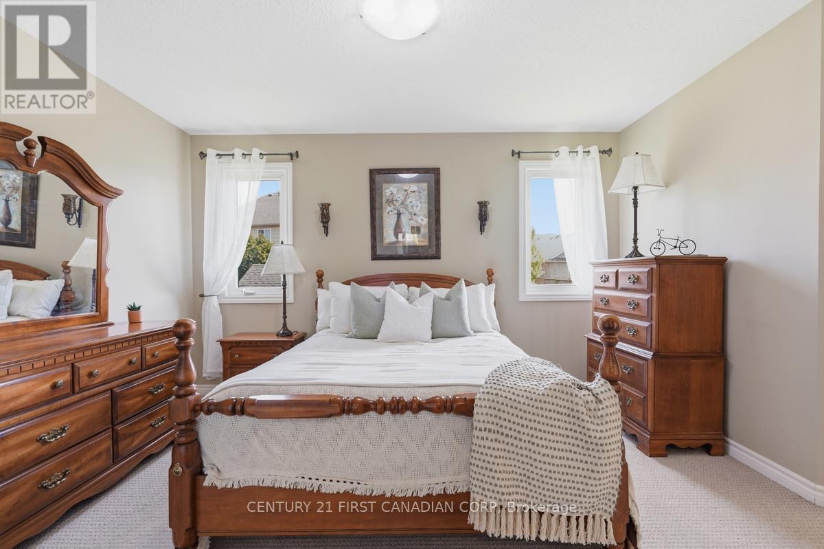 30 PEAR TREE AVENUE - 22