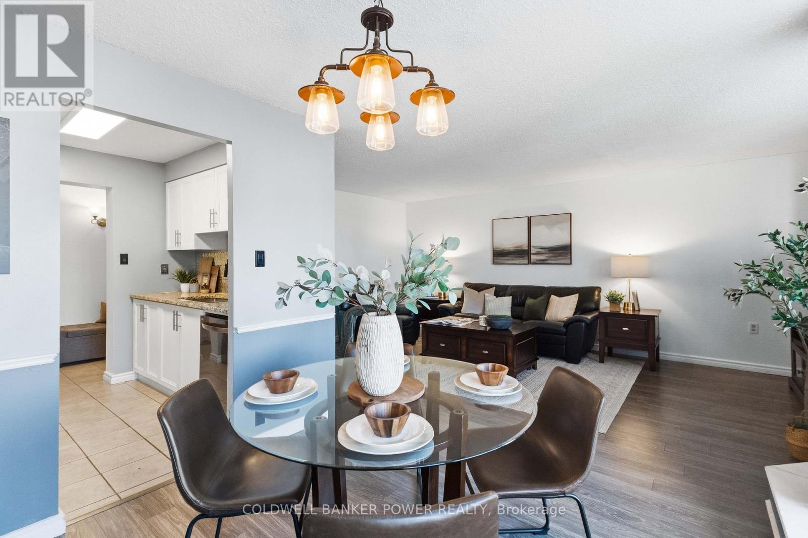 #302 323 COLBORNE STREET - 13