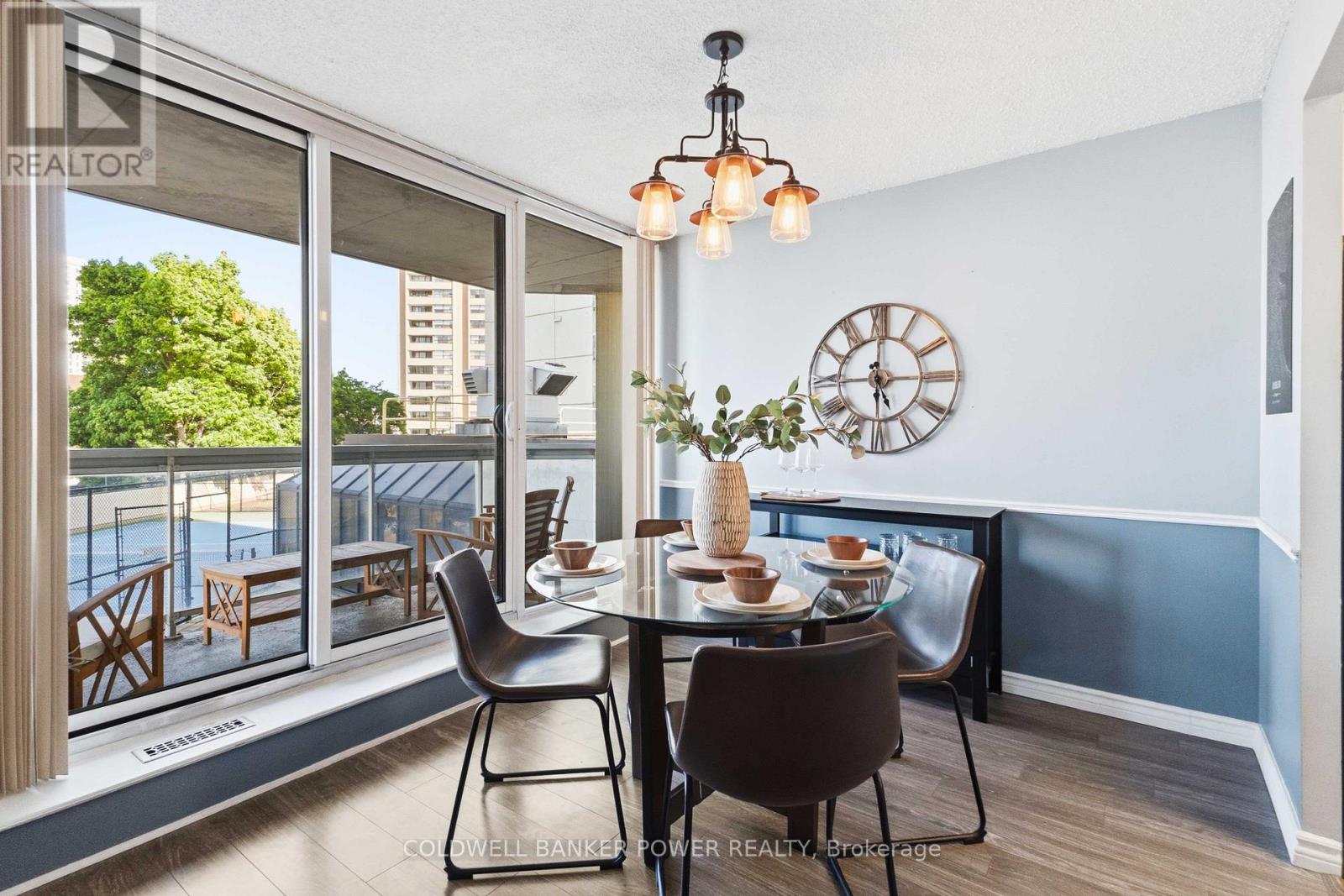 #302 323 COLBORNE STREET - 12