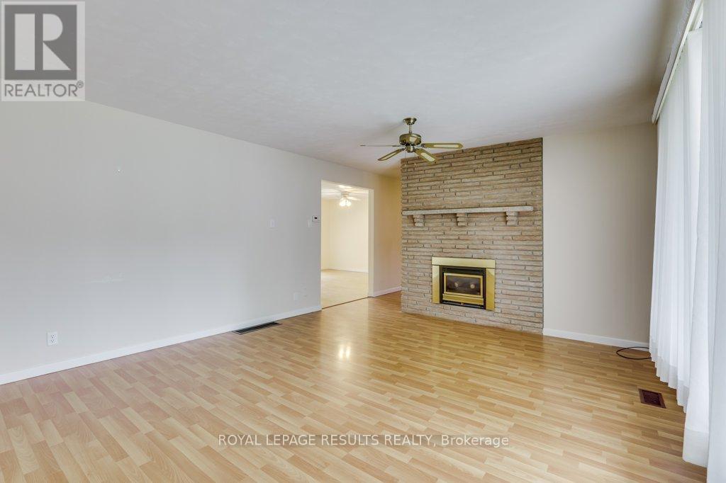 295 JOHN STREET S - 8