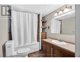 30 Argyle Street, Lambton Shores, ON N0N1J0 Photo 11