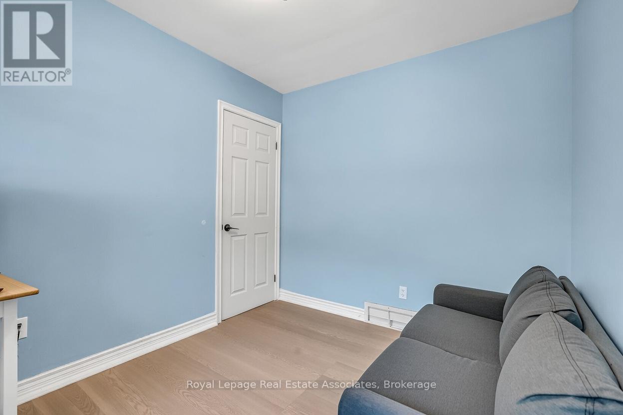 11 BEN MACHREE DRIVE - 21
