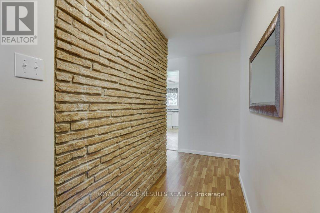 295 JOHN STREET S - 5