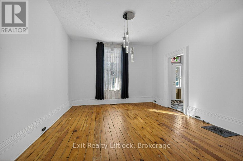 212 BARNARDO AVENUE - 5