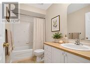 7 BARNSTONE DRIVE - 21