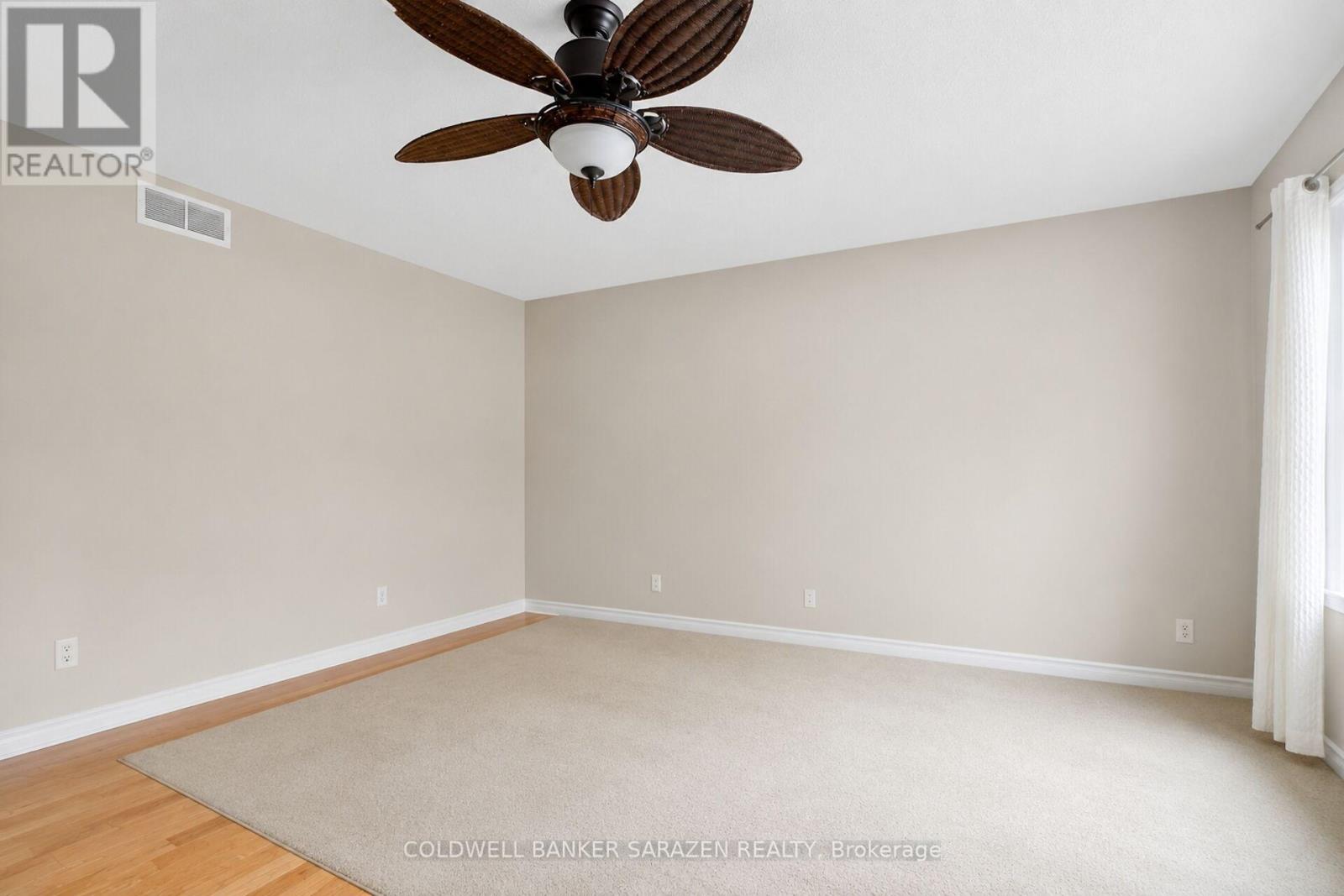 7 BARNSTONE DRIVE - 23