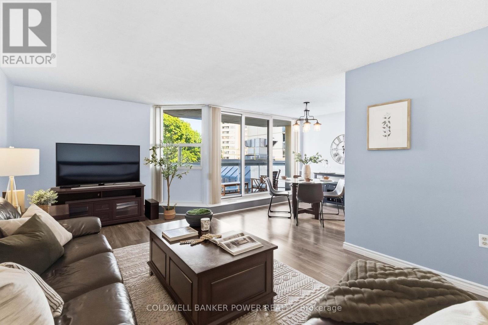 #302 323 COLBORNE STREET - 8