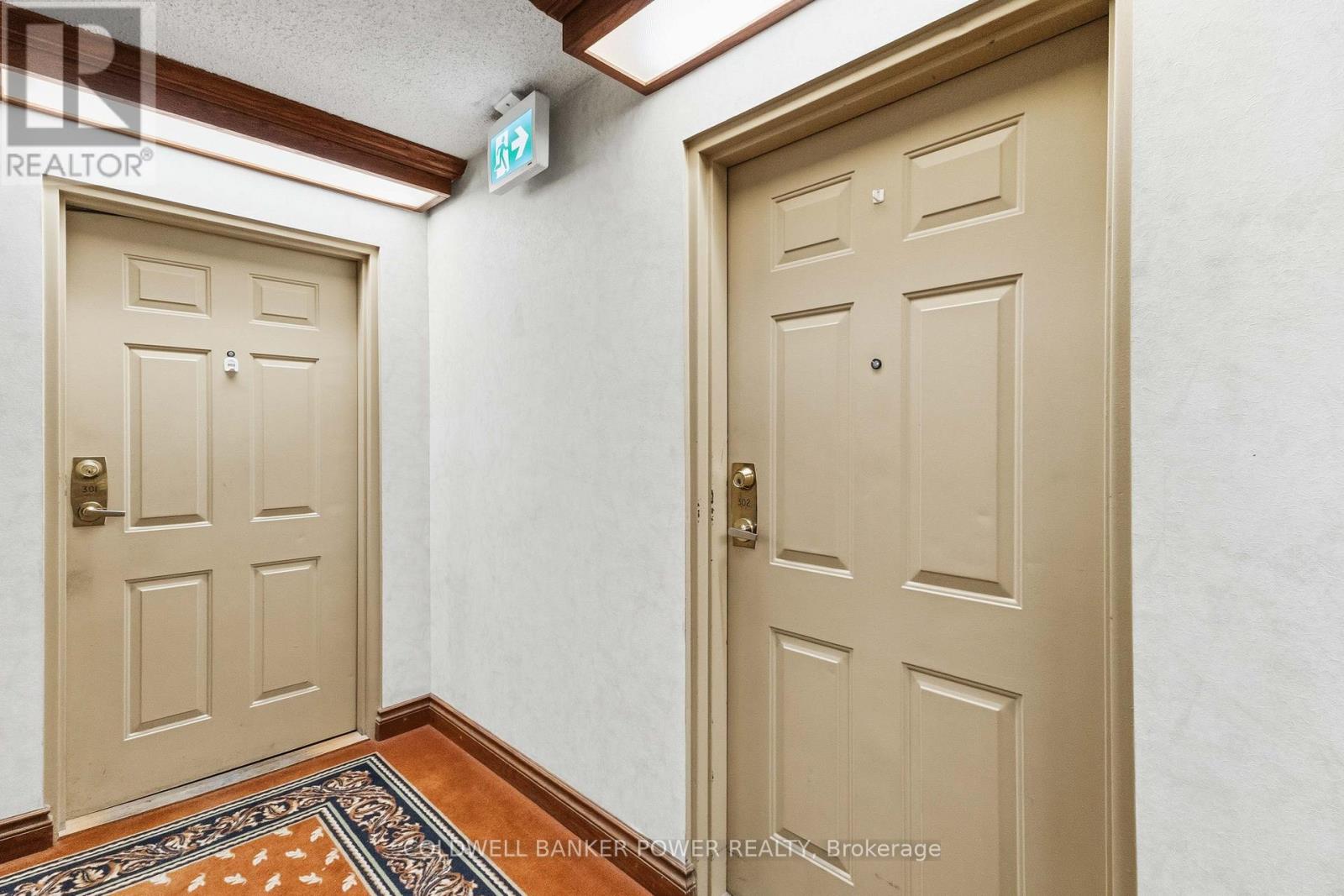#302 323 COLBORNE STREET - 3