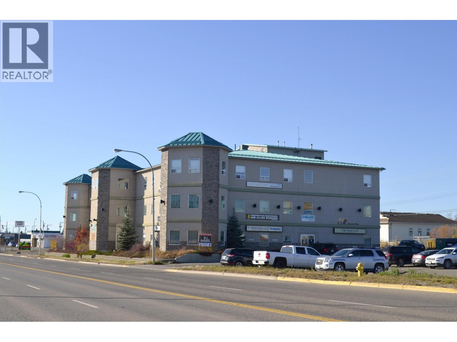 208 10504 100 AVENUE, Fort St. John — photo 2