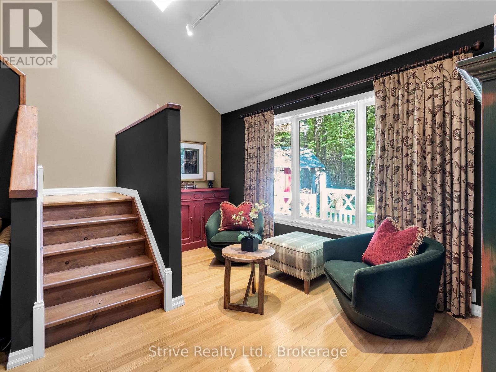 1035 GEORGE ROAD - 26