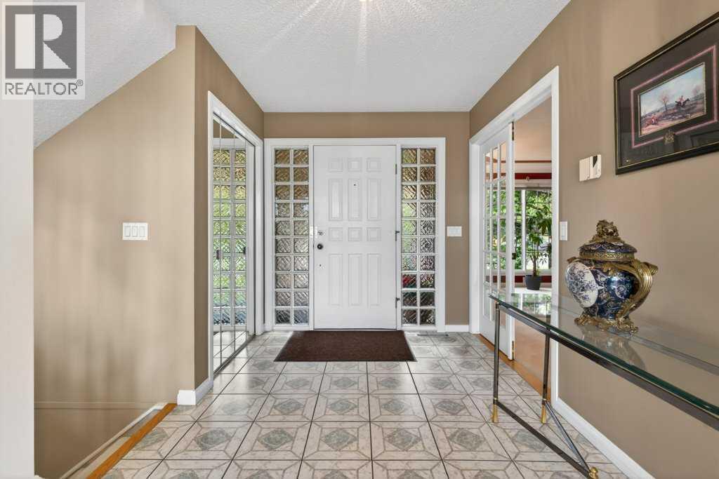 152 Scenic Ridge Crescent NW - photo 3