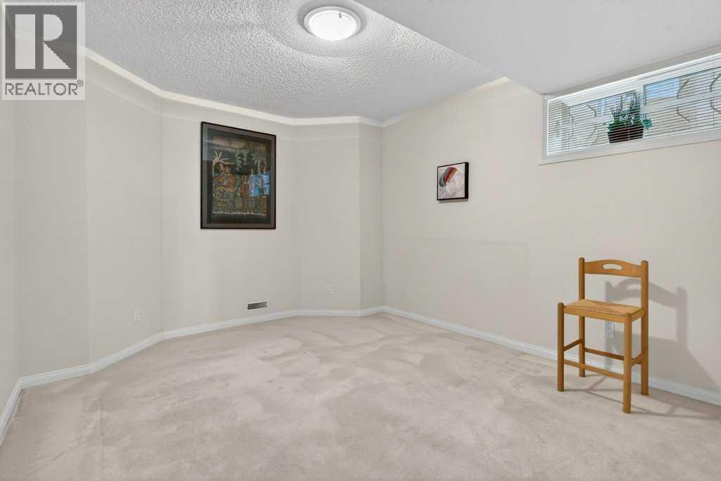 152 Scenic Ridge Crescent NW — photo 41