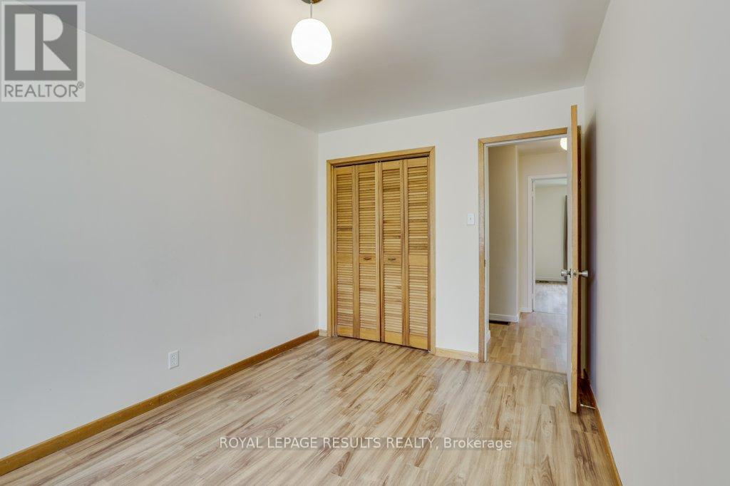 295 JOHN STREET S - 27