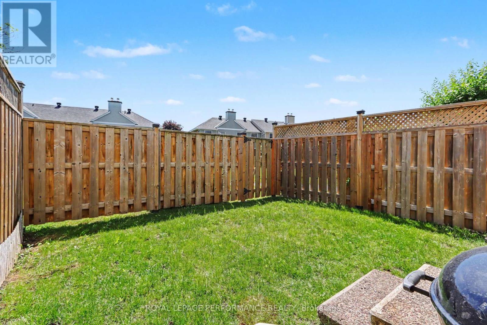 3 Bed, 2 Bath House for Sale in Ottawa – 17 BENTBROOK CRESCENT, Ottawa – MLS# X13438766 - Image 26