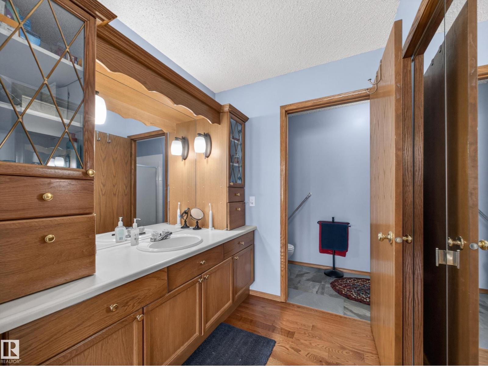 #7 85 GERVAIS RD - 48