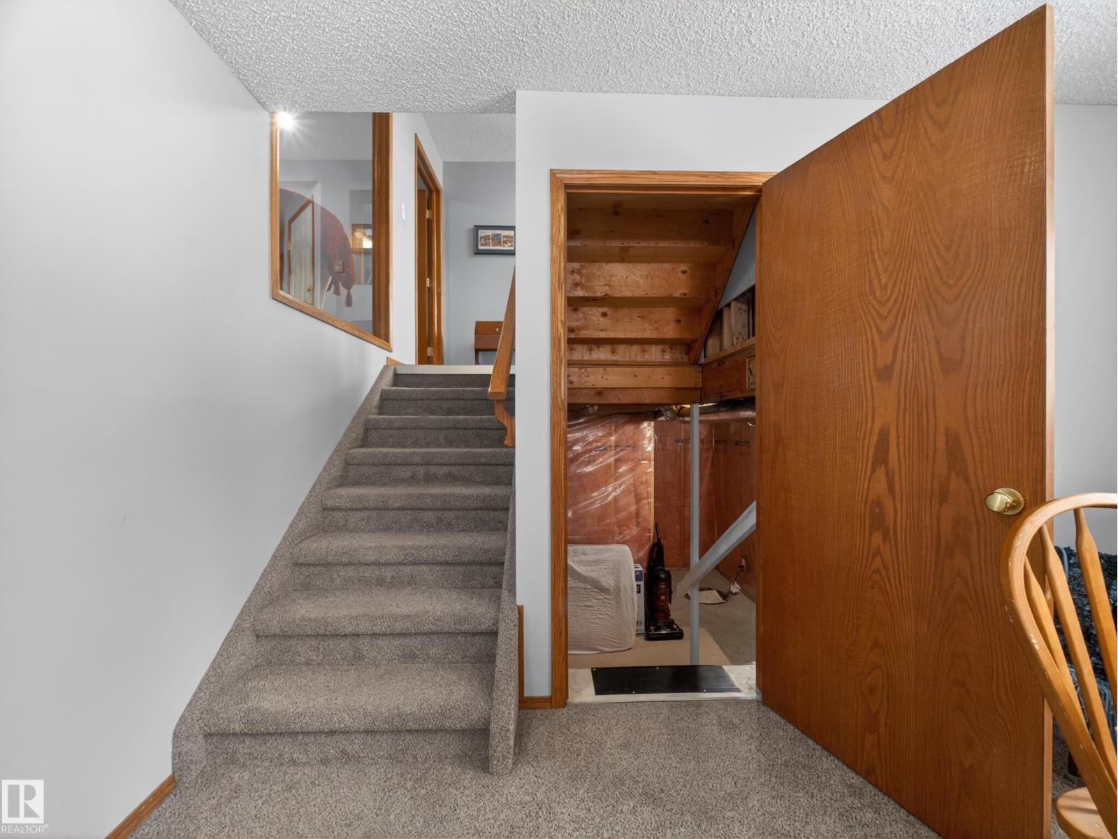 #7 85 GERVAIS RD - 24