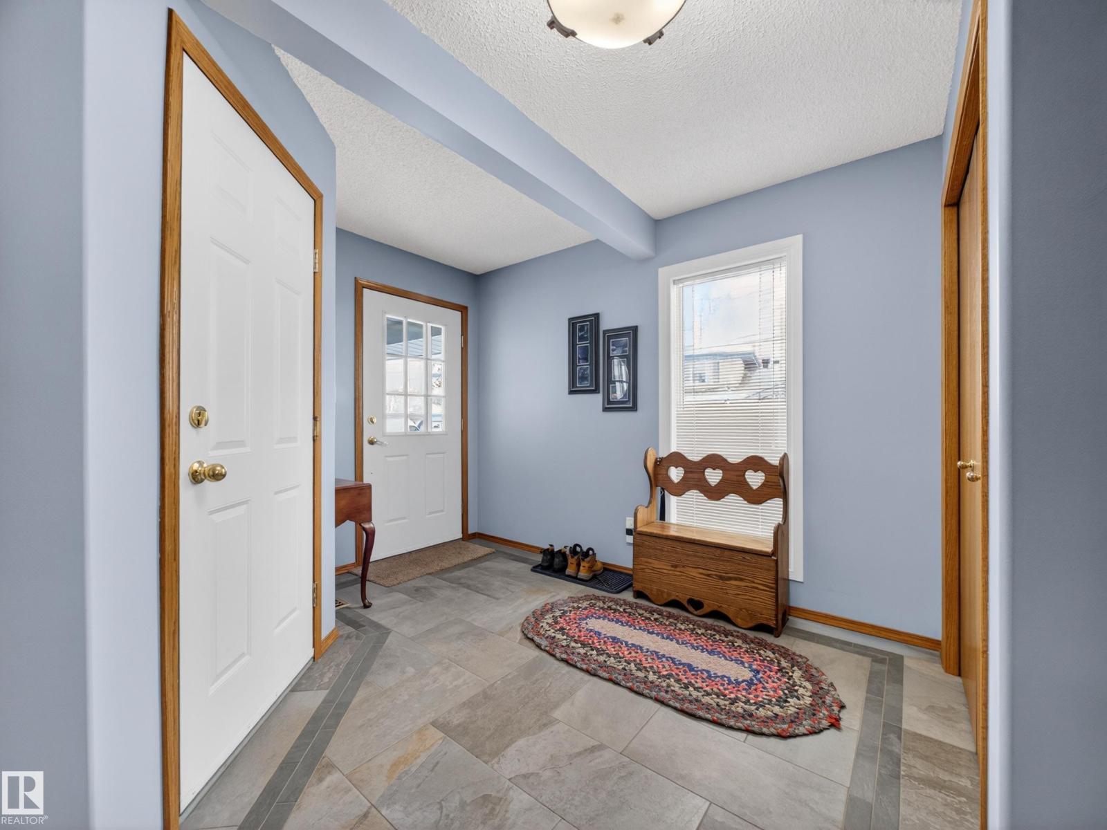 #7 85 GERVAIS RD - 31